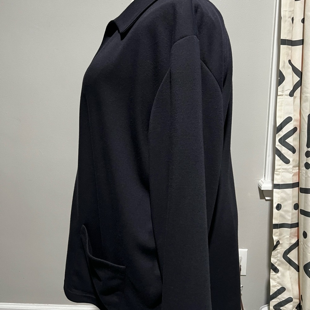 Plus Size Top - Picture 3 of 5